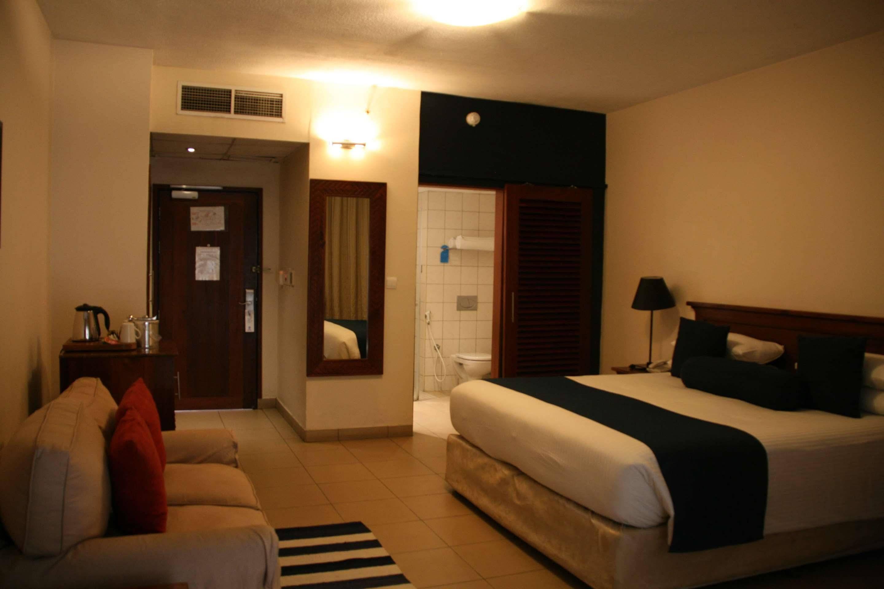 Coral Beach Hotel Dar Es Salaam Exterior photo