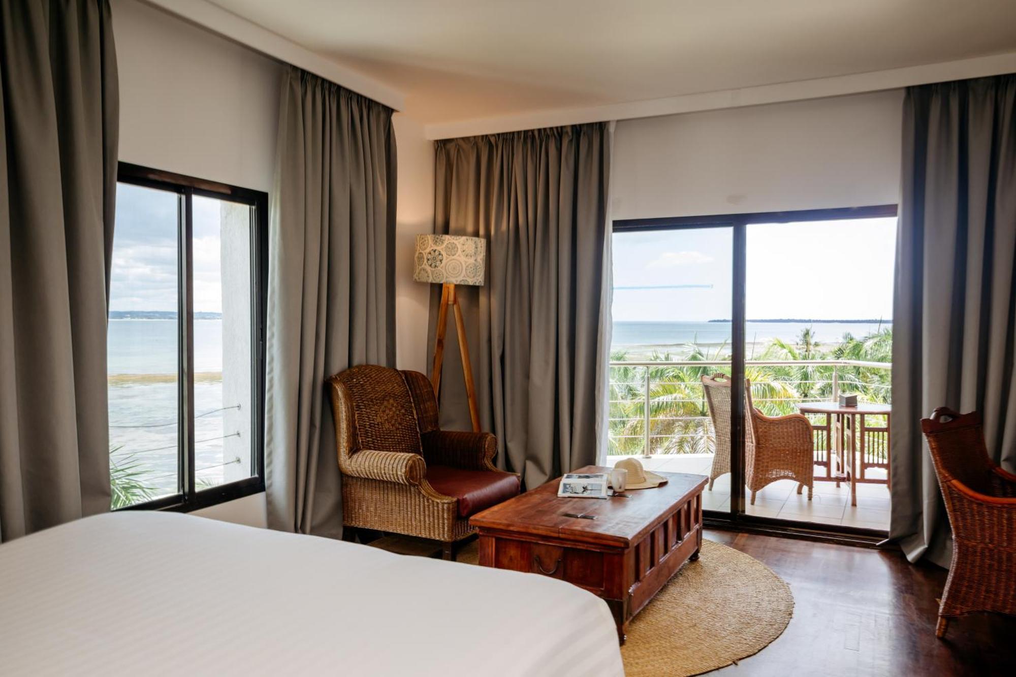 Coral Beach Hotel Dar Es Salaam Exterior photo